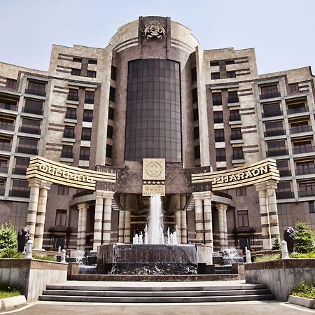 Multi Grand Pharaon Hotel Ptghni Esterno foto
