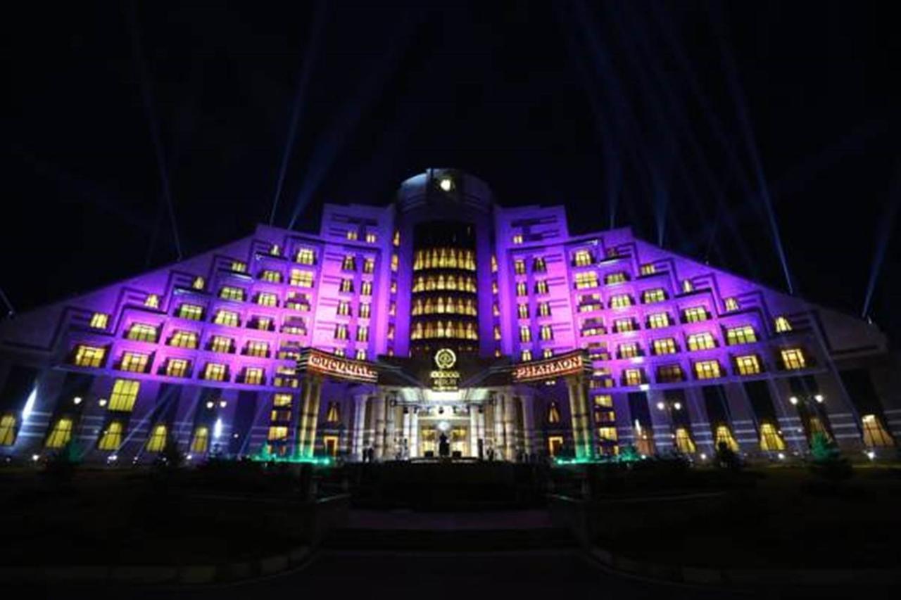 Multi Grand Pharaon Hotel Ptghni Esterno foto