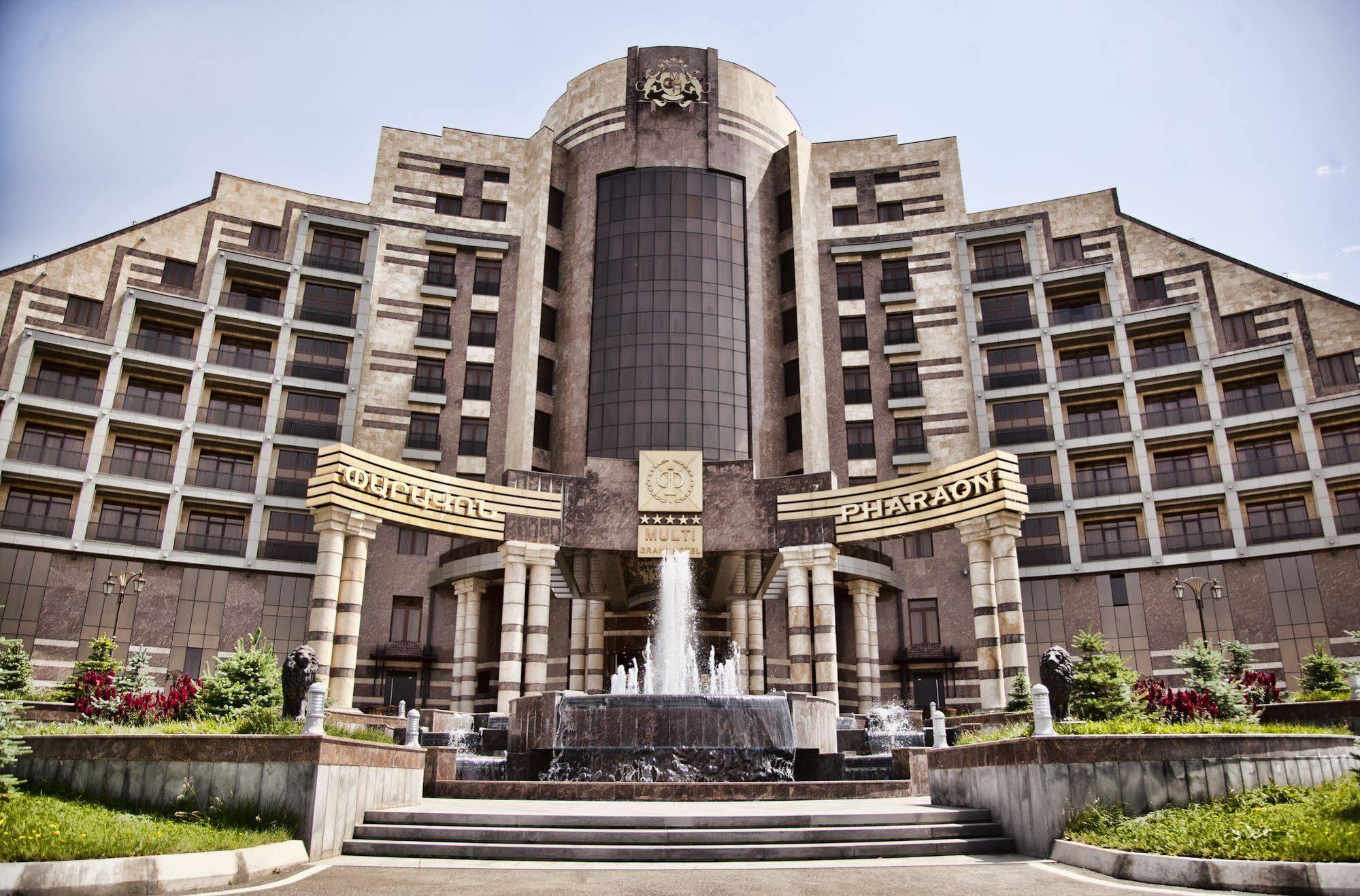 Multi Grand Pharaon Hotel Ptghni Esterno foto