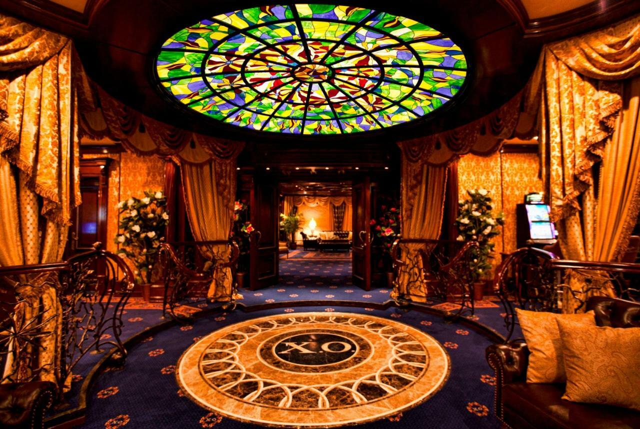 Multi Grand Pharaon Hotel Ptghni Esterno foto