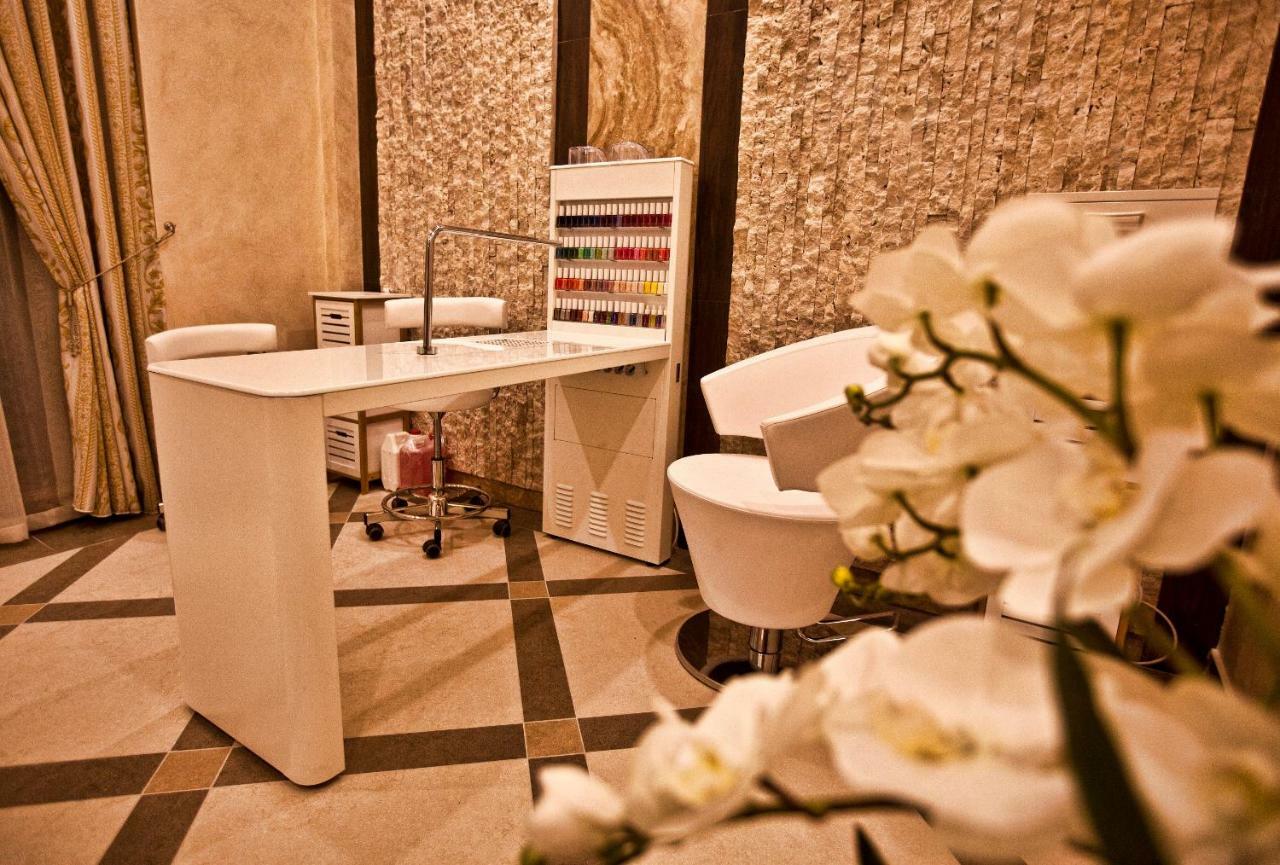 Multi Grand Pharaon Hotel Ptghni Esterno foto