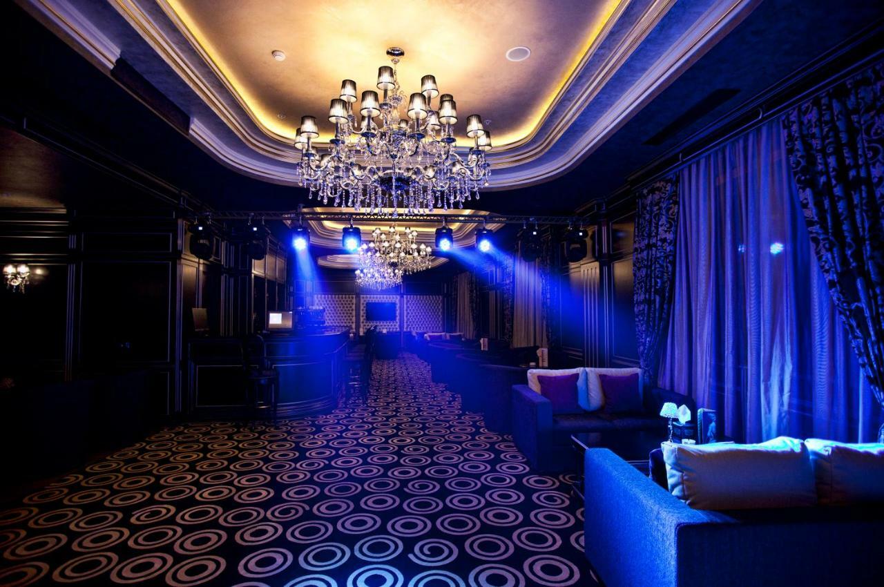 Multi Grand Pharaon Hotel Ptghni Esterno foto